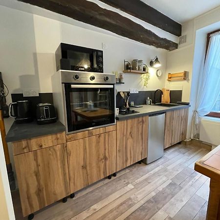 "La Petite Maison" Triplex Au Centre Ville - Les Terres Du Roy Avallon Exteriör bild