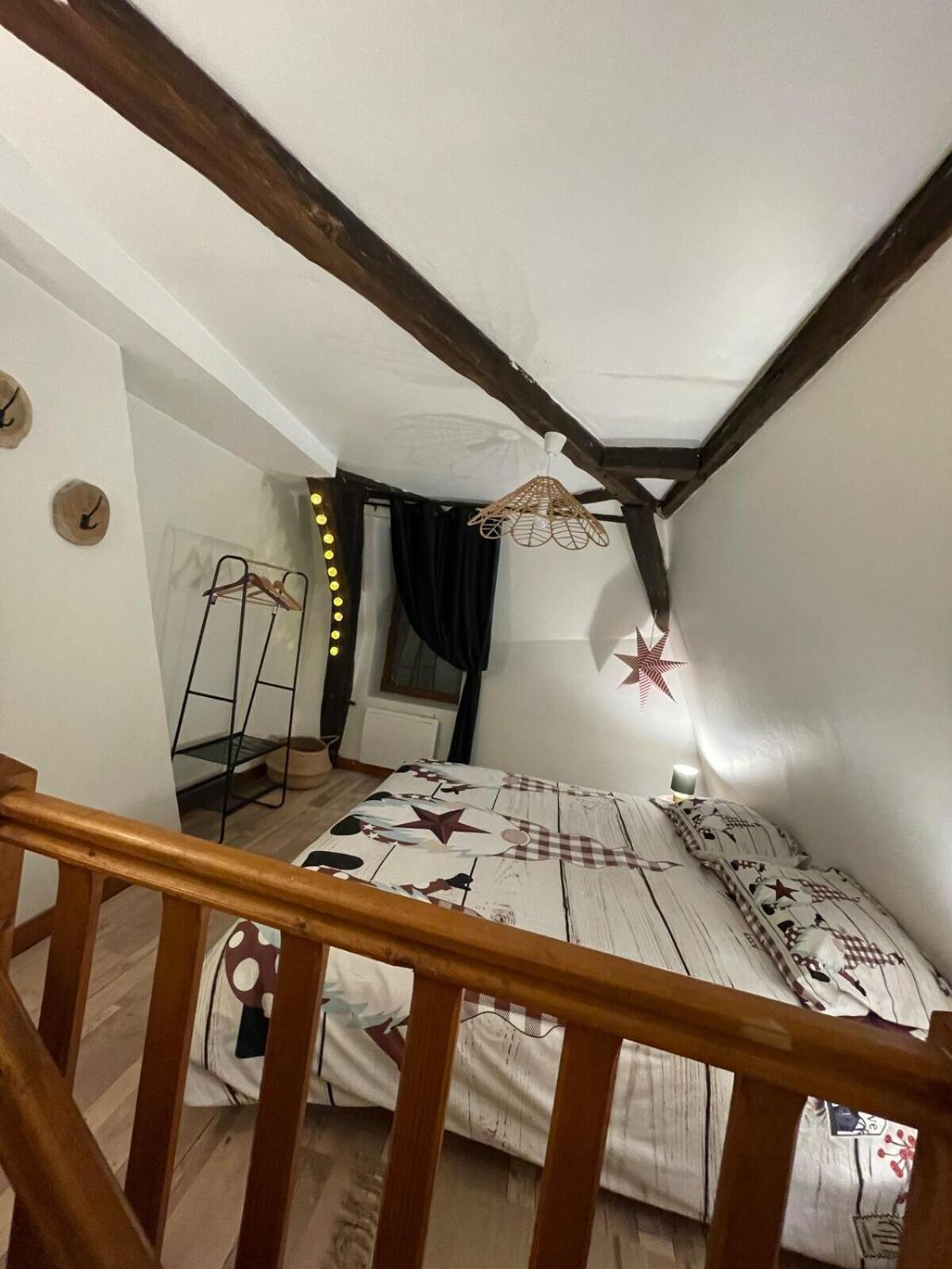 "La Petite Maison" Triplex Au Centre Ville - Les Terres Du Roy Avallon Exteriör bild
