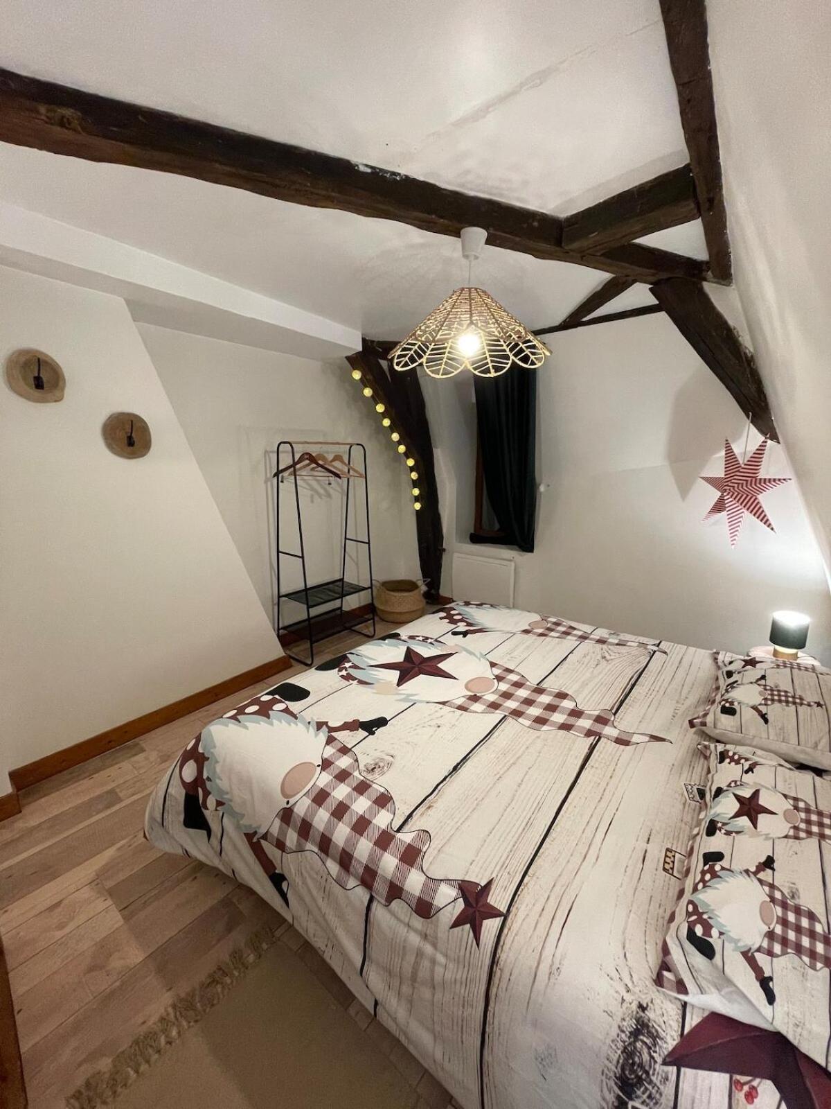 "La Petite Maison" Triplex Au Centre Ville - Les Terres Du Roy Avallon Exteriör bild